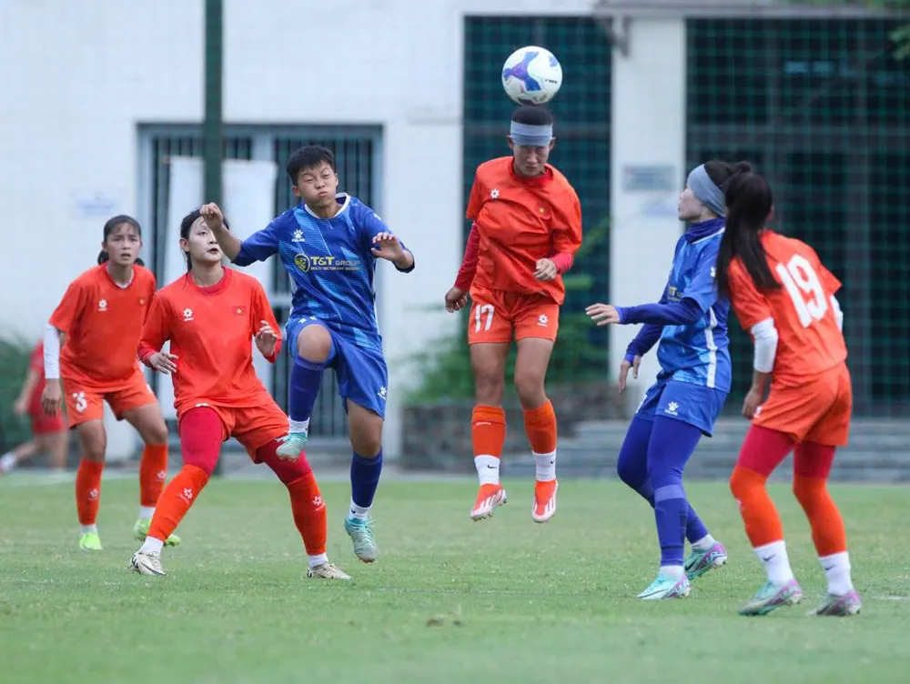 U20 nữ Việt Nam thi đấu giao hữu với CLB U19 nữ Thái Nguyên chiều 9/7 với kết quả thắng 5-2.