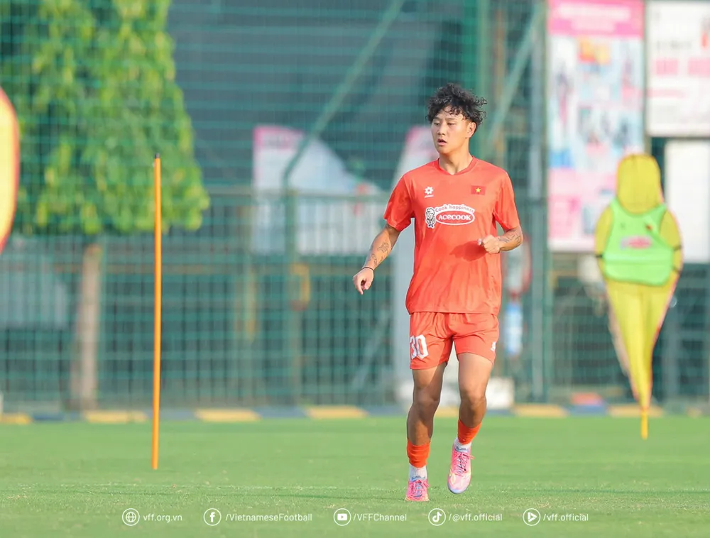 Bùi Alex lỡ hẹn cùng giải U23 Đông Nam Á 2025