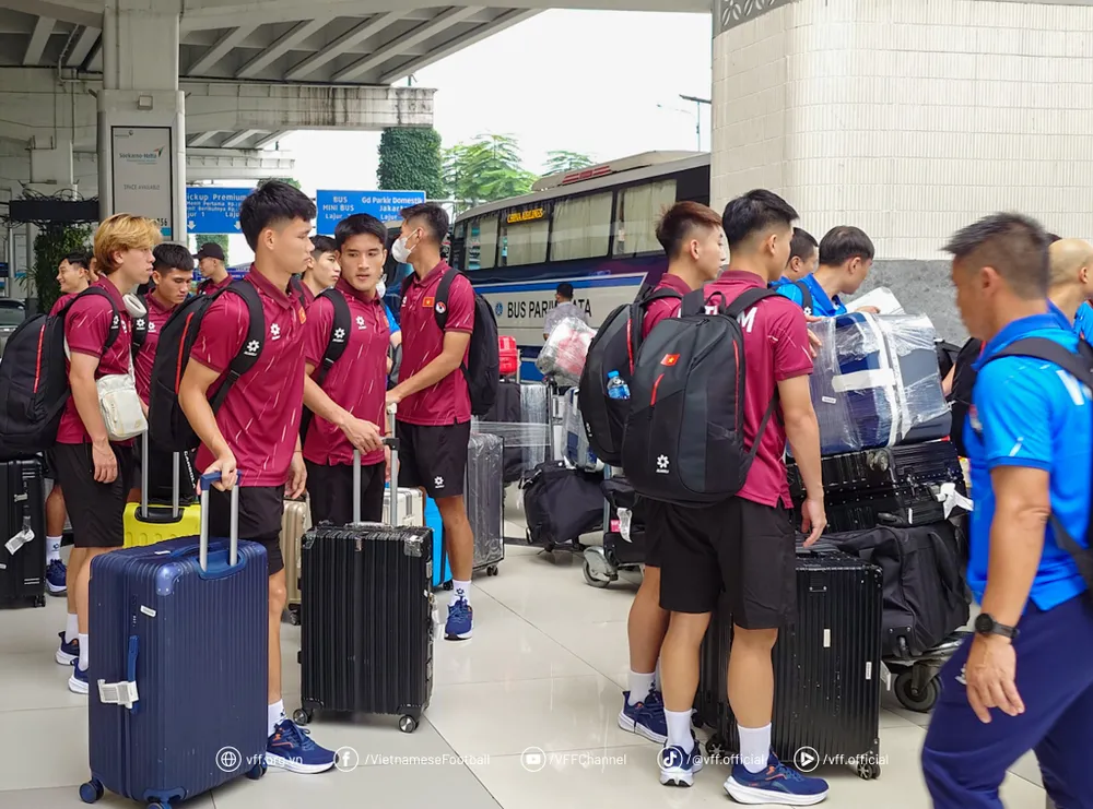 Đội tuyển U23 Việt Nam đến Jakarta vào trưa 14-7.