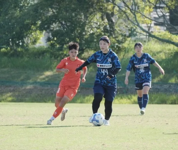 Các cầu thủ U20 nữ Việt Nam có những trận giao hữu bổ ích trong chuyến tập huấn vừa qua.