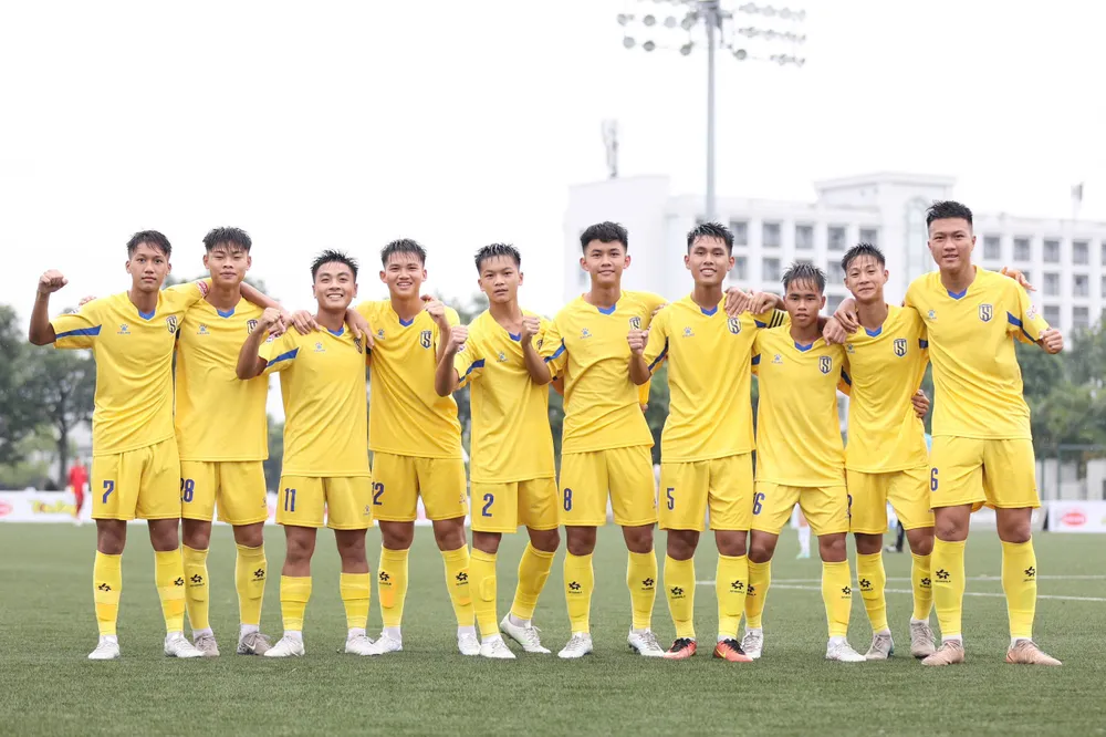 SLNA khởi đầu thuận lợi với chiến thắng 5-0 trước An Giang.