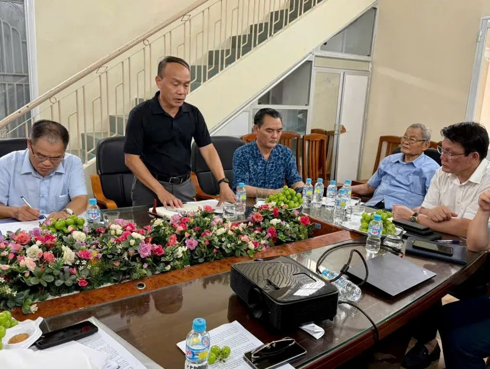 Tổng thư ký LĐBĐ Việt Nam ông Nguyễn Văn Phú phát biểu tại buổi gặp.