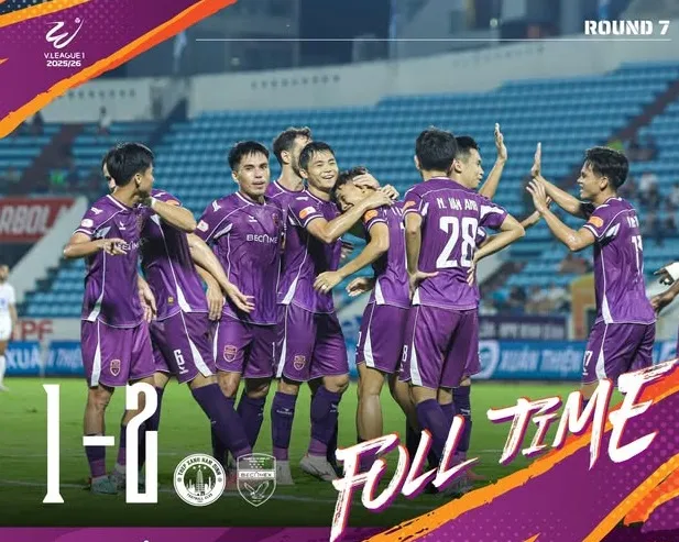 Becamex TPHCM tạo "địa chấn" trên sân Thiên Trường khi đánh bại các nhà đương kim vô địch Nam Định. Ảnh: BFC 