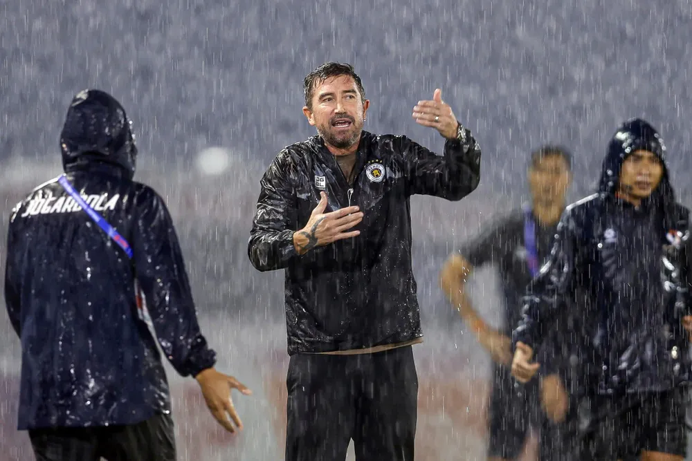 Liệu HLV Harry Kewell cùng Hà Nội FC sẽ sớm đi vào ổn định?