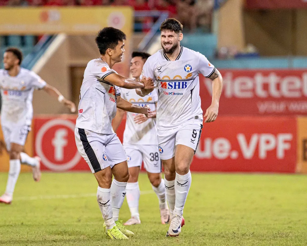 Các cầu thủ Đà Nẵng cần chắt chiu cơ hội để có được những điểm số quan trọng trong hành trình còn lại của V-League 2025-2026.