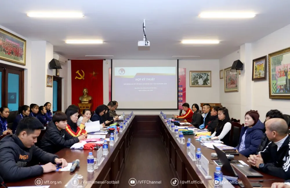 Toàn cảnh buổi họp kỹ thuật vào ngày 6-1