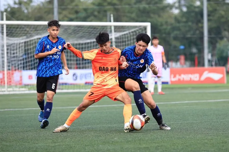 U19 Đào Hà hiện đang đứng cuối vòng loại bảng A và đã có 6 cầu thủ bị kỷ luật cấm thi đấu từ đầu giải.