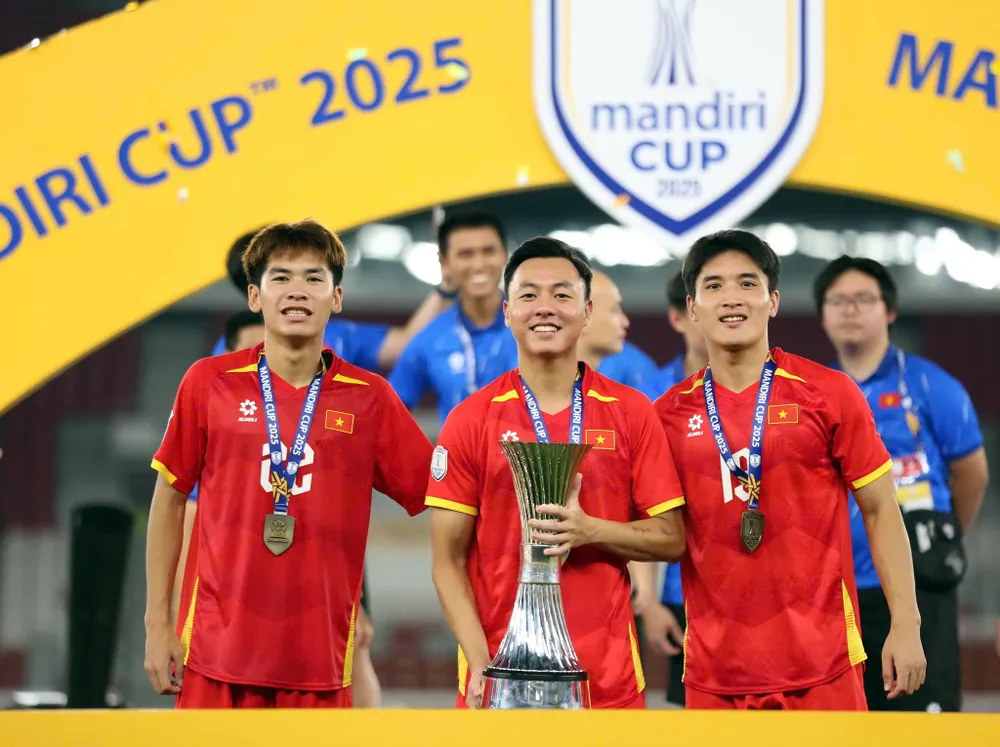 Thái Sơn và Văn Thuận sớm gia nhập CLB Ninh Bình trong kỳ chuyển nhượng giữa mùa bóng. Ảnh: FBNV