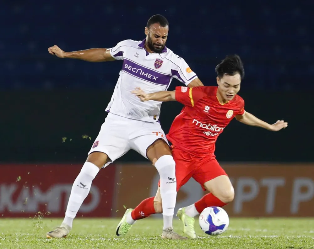 Becamex TPHCM có thành tích khá tốt trên sân khách khi đạt 9 điểm ở giai đoạn 1.