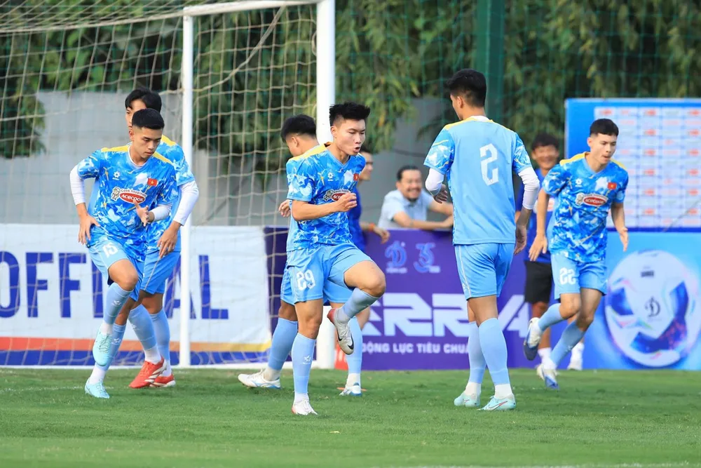 U23 Việt Nam trên sân tập chiều 17-3.