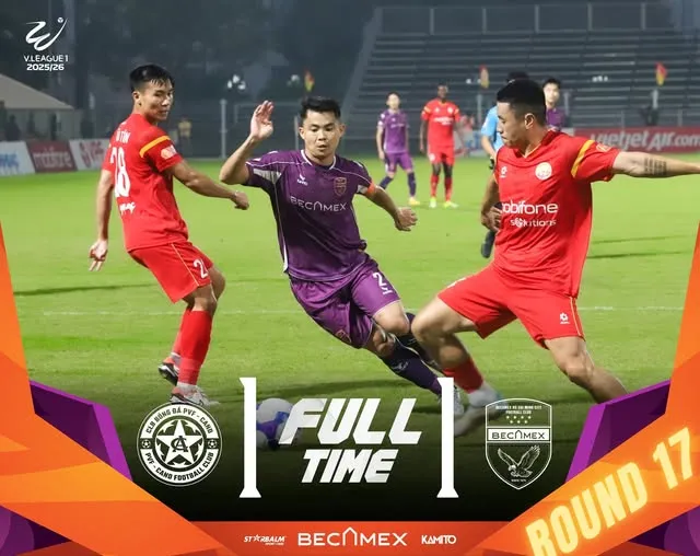 PVF và Becamex TPHCM bất phân thắng bại ở vòng 17. Ảnh: BHCMC