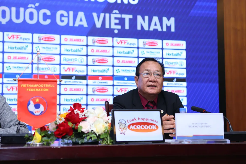 Tân HLV trưởng đội tuyển nữ Việt Nam, ông Hoàng Văn Phúc.