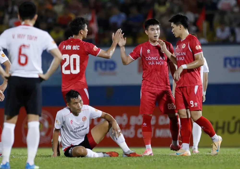 CLB Công an TPHCM tiếp tục sa sút qua trận thua thứ ba liên tiếp. Ảnh: DŨNG PHƯƠNG