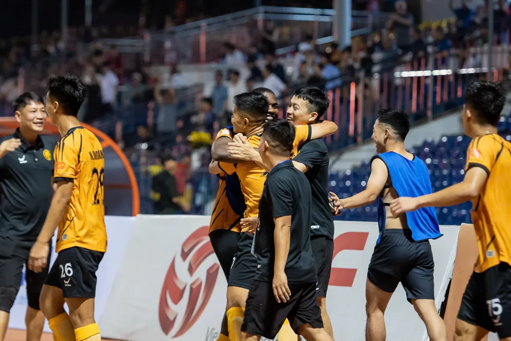 Thanh Hóa có chiến thắng quan trọng để tạm xa khu vực cuối bảng.