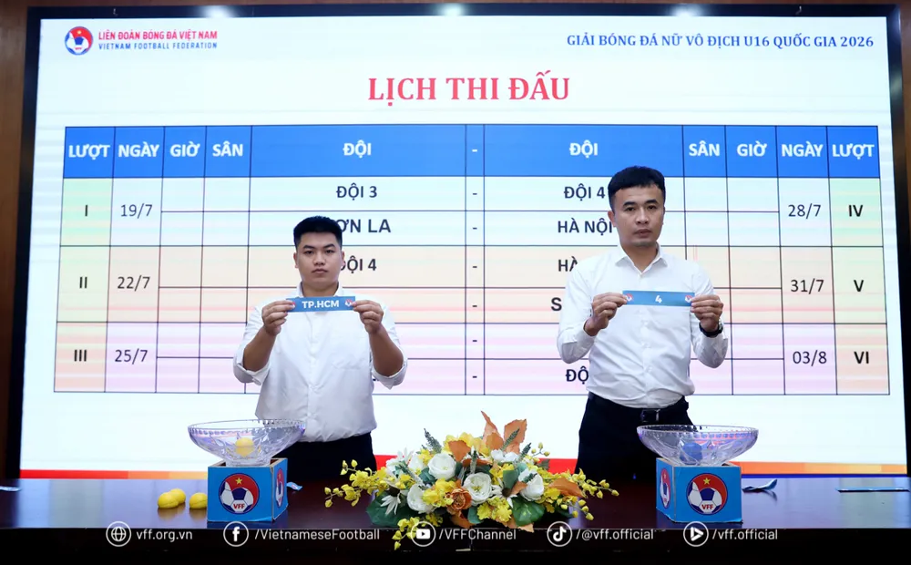 Lễ bốc thăm diễn ra vào sáng 28-4. Ảnh: ĐOÀN NHẬT