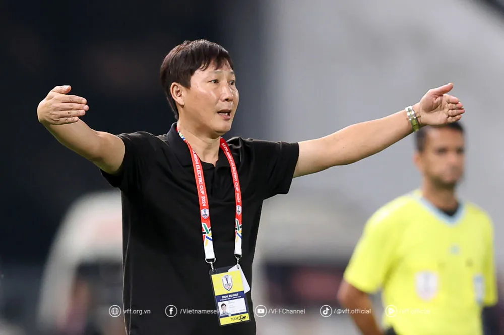 HLV Kim Sang-sik tự tin trước cuộc so tài cùng Hàn Quốc tại vòng bảng Asian Cup 2027. Ảnh: ĐOÀN NHẬT