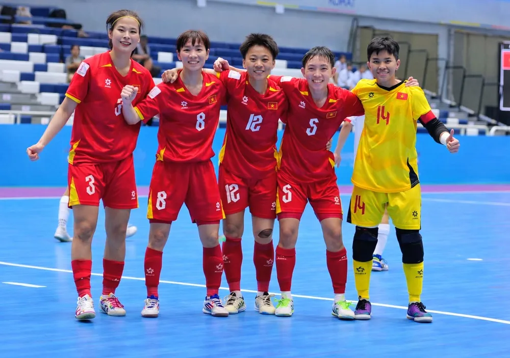 Đội tuyển futsal nữ Việt Nam tiếp tục áp sát top 10 trên BXH FIFA. Ảnh: VFF
