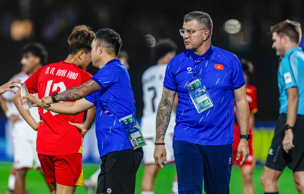 Hành trình của U17 Việt Nam vẫn còn tiếp tục với đích ngắm tiếp tục tiến xa ở vòng đấu loại trực tiếp