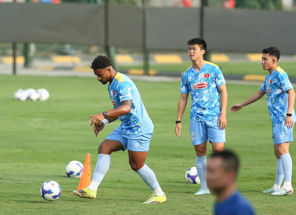 Thầy trò HLV Kim Sang-sik sẽ có gần 2 tuần tập huấn tại Hàn Quốc trước thềm ASEAN Cup 2026.