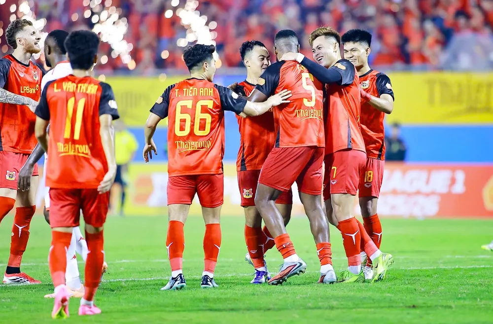 Ninh Bình trở lại top 3 sau khi giành trọn 3 điểm trên sân Thanh Hóa. Ảnh: NBFC
