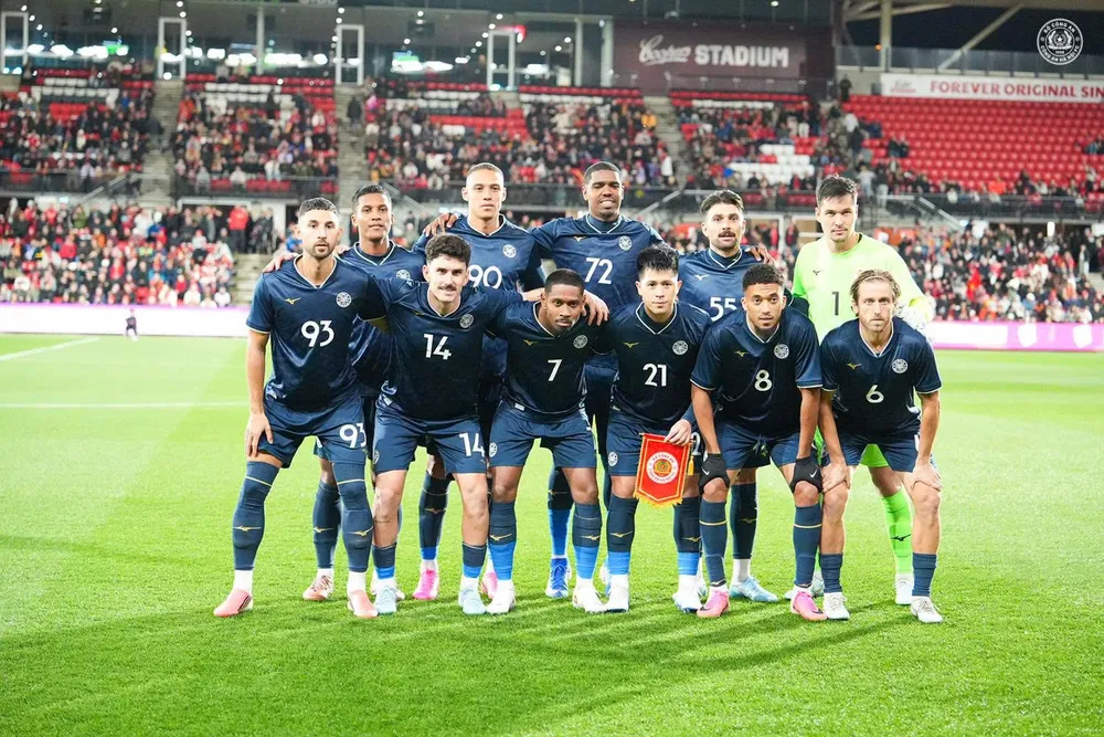 Đội hình với 6 ngoại binh, 4 cầu thủ Việt kiều đã giúp CAHN vượt qua Aldelaide (Australia) trong trận tranh play-off. (Ảnh: CAHN FC)