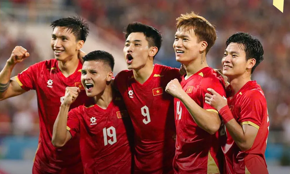 Đội tuyển Việt Nam tự tin lên đường sang Thái Lan đá trận chung kết lượt đi. Ảnh: ĐOÀN NHẬT