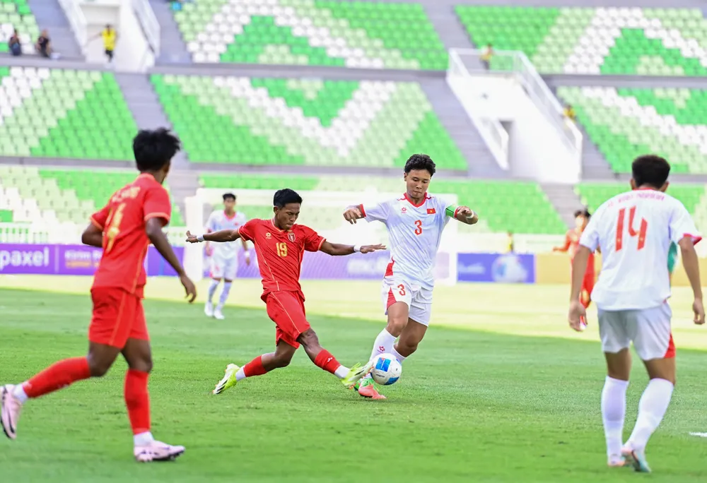 U20 Việt Nam sẽ gặp các đối thủ không hề dễ chịu ở vòng loại U20 châu Á 2027. Ảnh: VFF