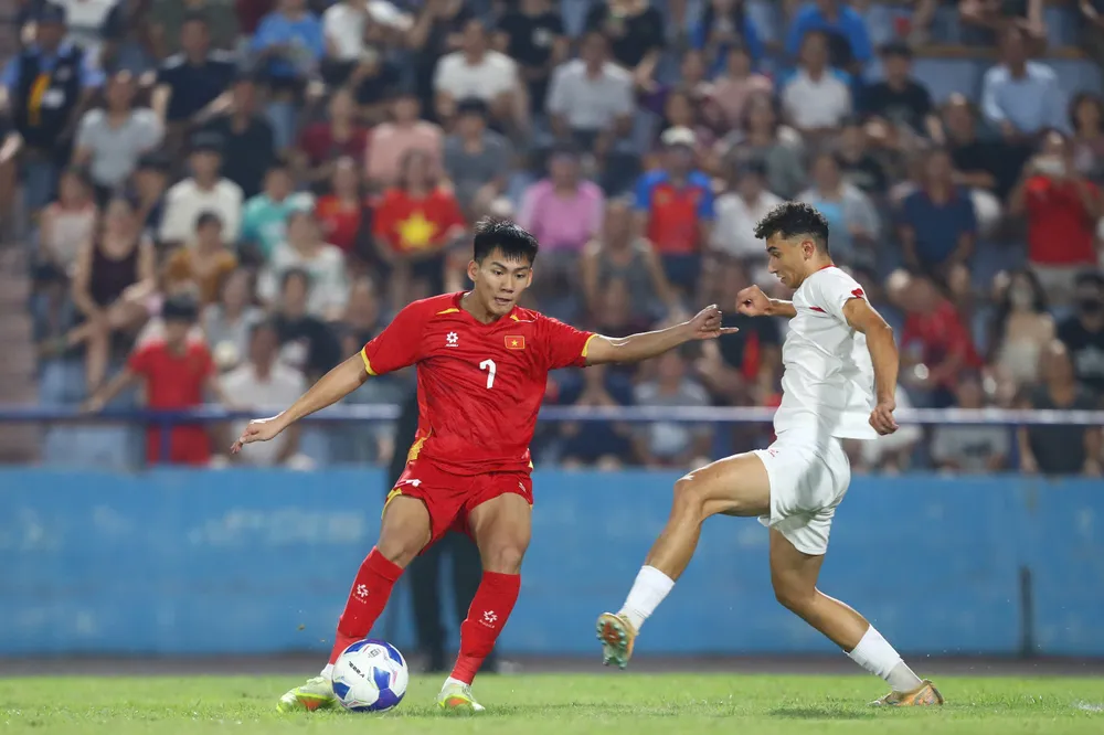 U20 Việt Nam để thua đáng tiếc trước U20 Palestine (Ảnh: MINH HOÀNG)