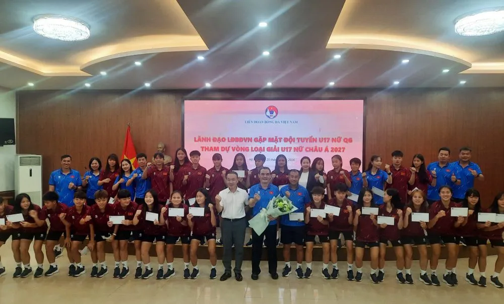 Các tuyển thủ U17 nữ Việt Nam sẵn sàng tham dự vòng loại U17 nữ châu Á 2027. Ảnh: VFF