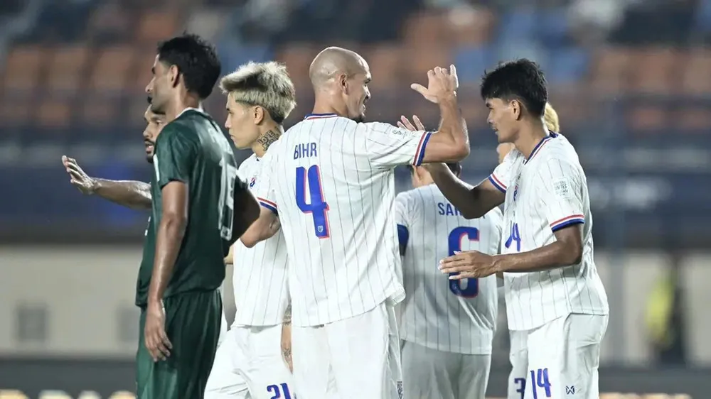 Thái Lan khởi đầu bằng chiến thắng ấn tượng 4-0 trước Pakistan. Ảnh: Thairath