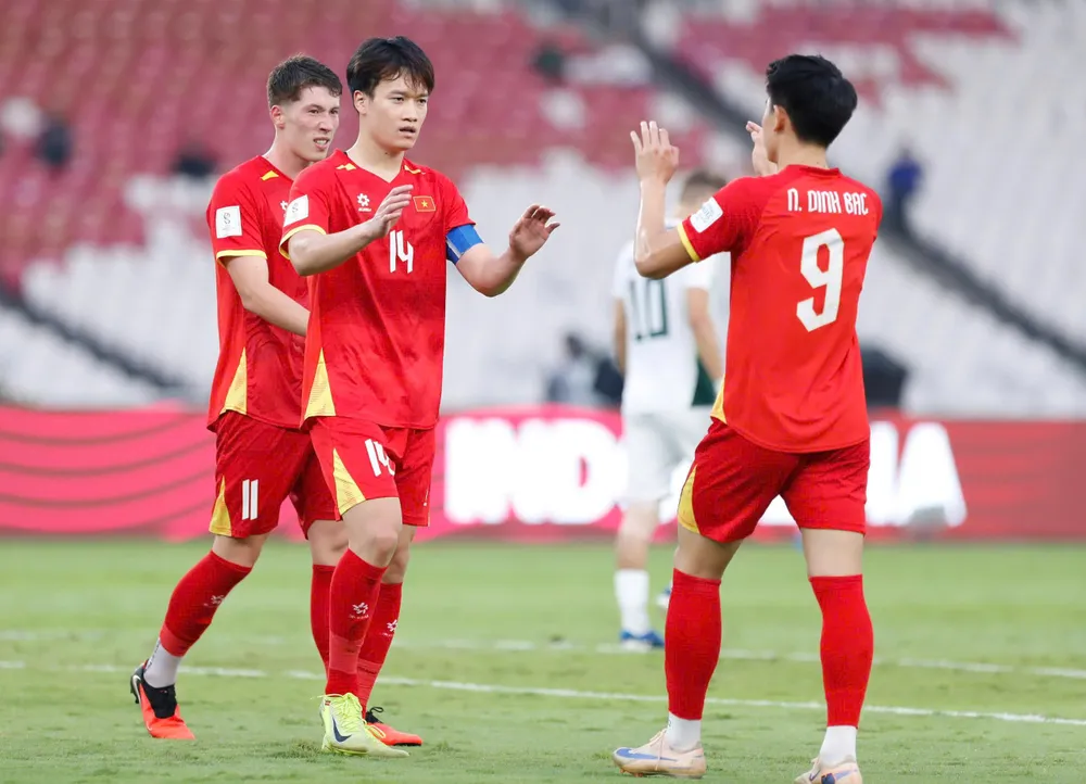 Hoàng Đức bình phục hẳn chấn thương đã đem lại sức mạnh cho khu trung tuyến đội tuyển Việt Nam. Ảnh: ANH KHOA