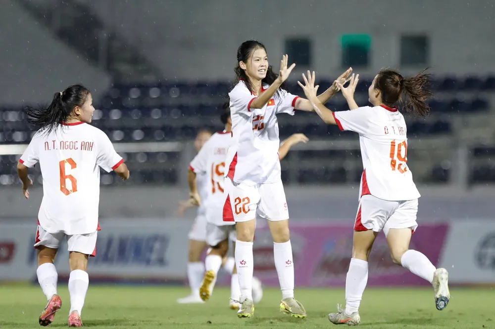 U17 nữ Việt Nam thắng áp đảo U17 nữ Quần đảo Bắc Mariana. Ảnh: ĐÔNG HUYỀN