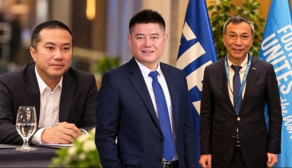 Ba ứng viên cho ghế Chủ tịch VFF (từ trái sang): Ông Nguyễn Xuân Vũ, ông Nguyễn Đức Thụy và ông Trần Quốc Tuấn.