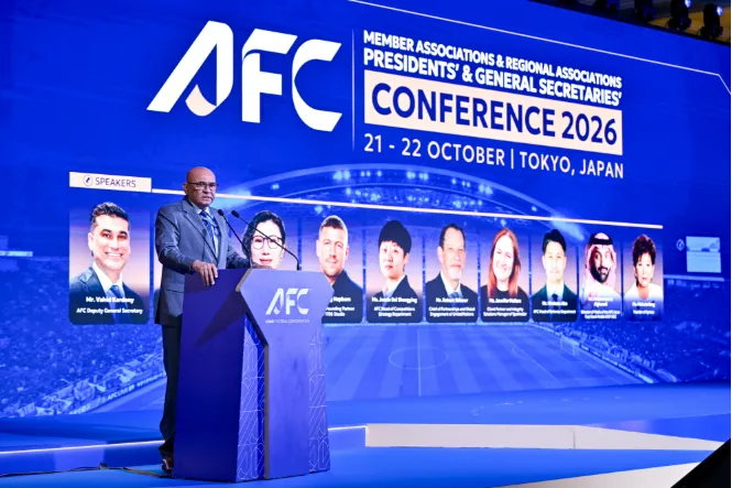 Tổng Thư ký AFC Datuk Seri Windsor John phát biểu tại Hội nghị. Ảnh: VFF/AFC