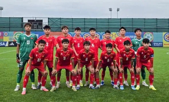 U15 Việt Nam thắng dễ các cầu thủ Brunei ở lượt trận thứ 2.