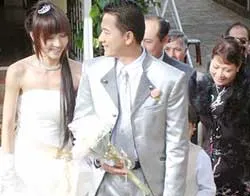 Tường vy cánh mỏng - Cái giá của sống thử!