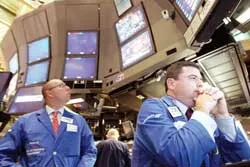 Thế giới chưa hết lo ngại khủng hoảng tài chính