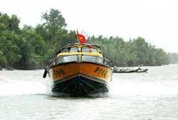 Luồng tàu biển qua kênh Quan Chánh Bố: Giải pháp khả thi về mặt kinh tế ảnh 2