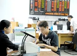 Tiếp tục tăng trưởng tín dụng với lãi suất hợp lý