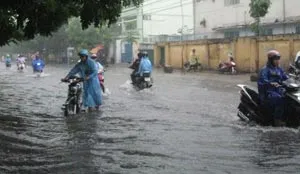 Miền Trung mưa to, lũ lớn ảnh 3