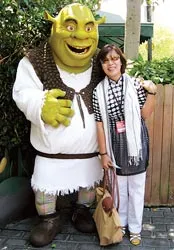 Góc cạnh và chuyên nghiệp