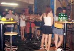 Nỗi buồn “kiều nữ” ly hương ảnh 3