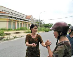 Quận 12, TPHCM: Có chợ mới nhưng vẫn bán lề đường ảnh 2