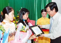 Lễ trao giải thưởng Võ Trường Toản năm 2008 tại Kiên Giang: Sự tâm huyết dành cho giáo dục đồng bằng sông Cửu Long