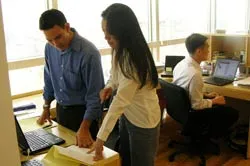 Diễn đàn thế giới lần thứ nhất của doanh nhân Việt Nam: Cầu nối với quê hương ảnh 2