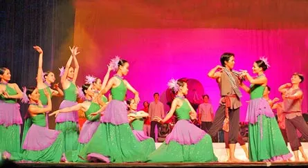 Để văn học - nghệ thuật phát triển bền vững