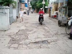 Có nên nâng cấp hẻm 282 Bùi Hữu Nghĩa?