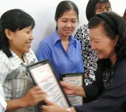 Hơn 16.000 học sinh giao lưu với các gương sáng học đường