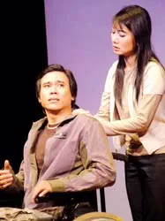 Sân khấu kịch nói: Sáng tạo hay câu khách?