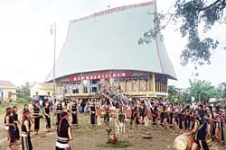 Khai hội cồng chiêng Lâm Đồng 2008